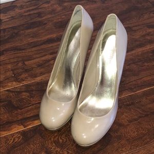 Nine West nude heels